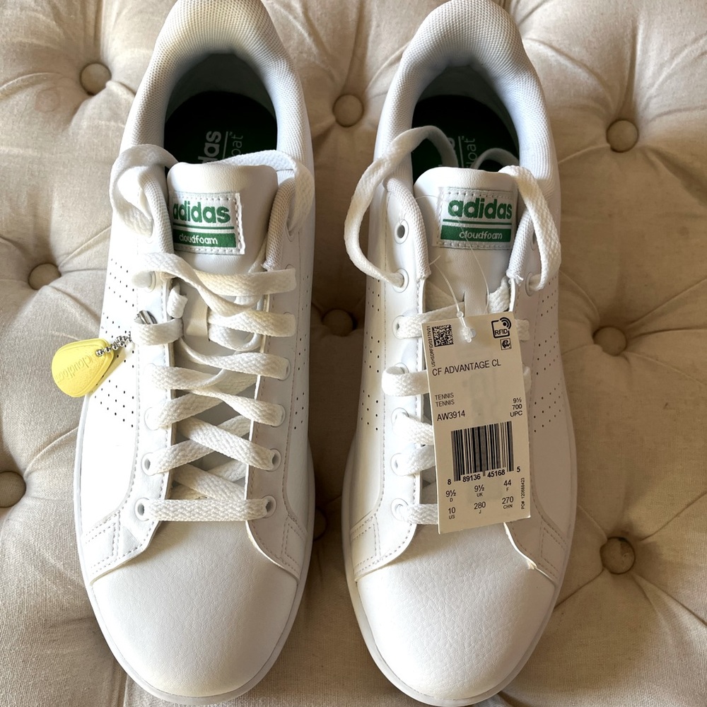 Adidas Advantage  men sneakers NWT